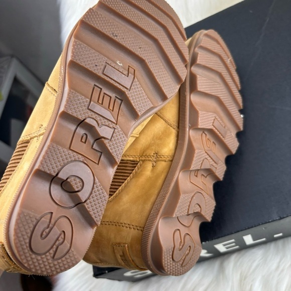 SOREL JOAN OF ARCTIC WEDGE CHELSEA ANKLE BOOTIES - Picture 5 of 9